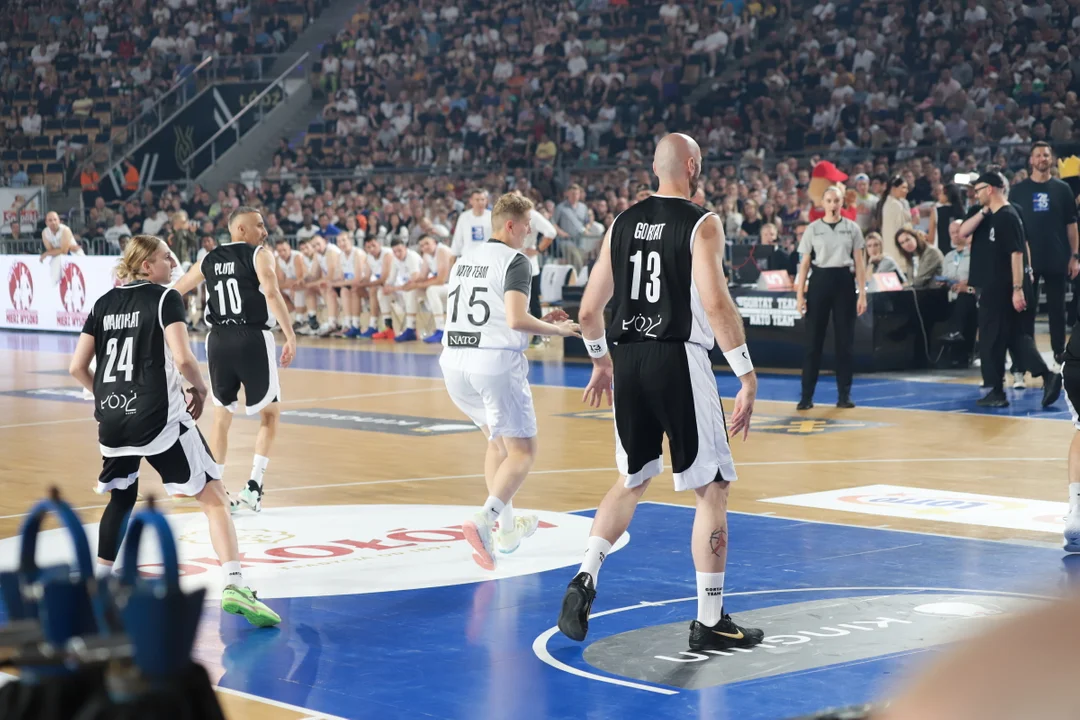 Mecz charytatywny: Gortat Team vs. Żołnierze NATO