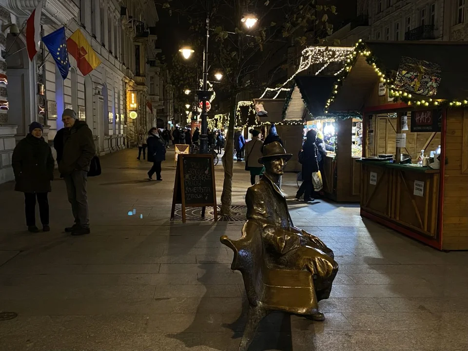 Świąteczna iluminacja na Piotrkowskiej