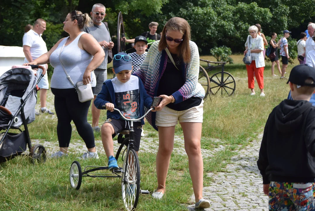 Historia rowerów w Parku Julianowskim na 600. urodizny Łodzi