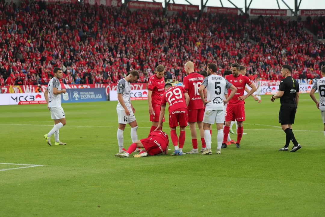 Widzew Łódź kontra Puszcza Niepołomice