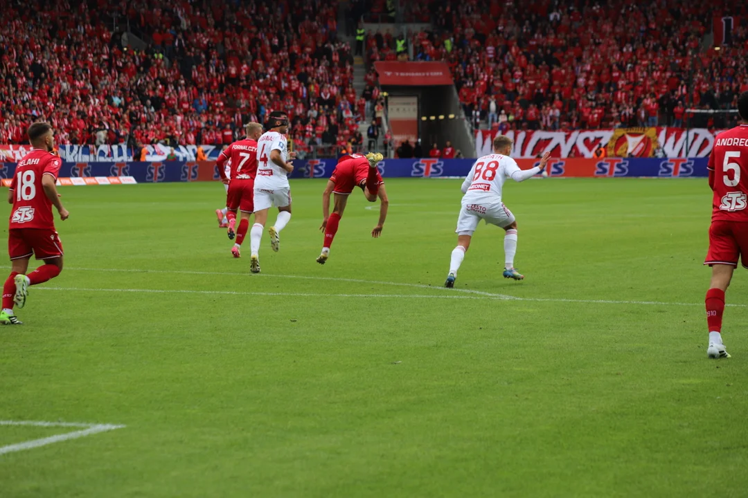 Mecz Widzew - Raków Częstochowa