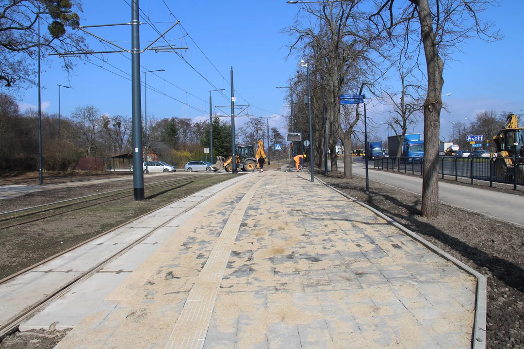 Tramwaje MPK Łódź wracają na Wojska Polskiego