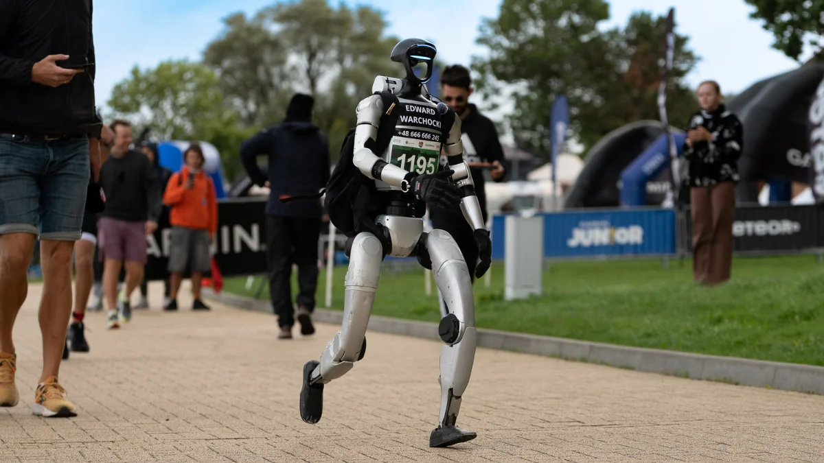 Robot ukończył triathlon. Edward Warchocki przeszedł do historii w Malborku