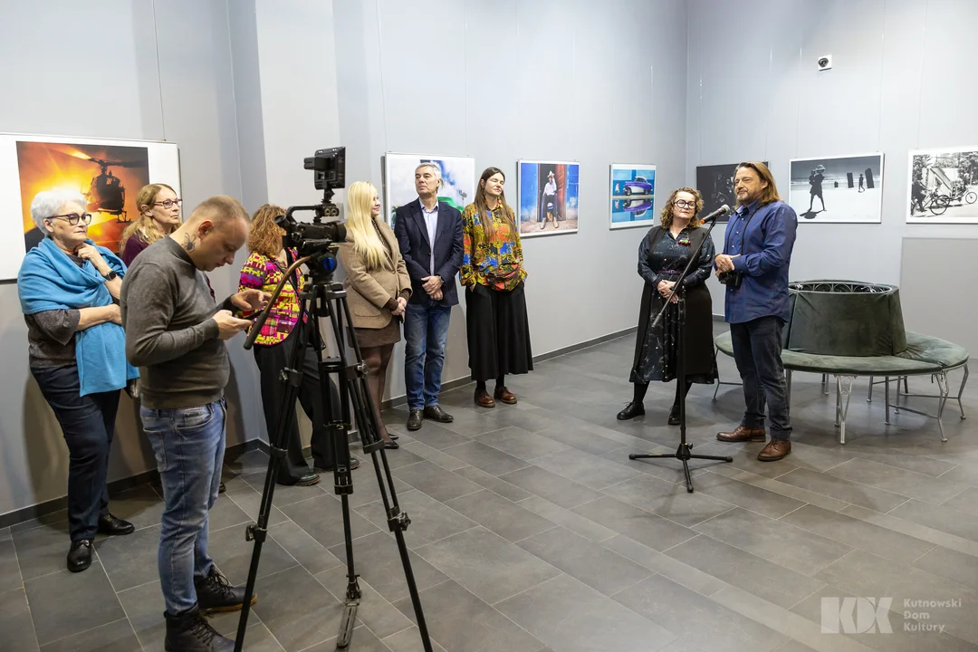 Wernisaż wystawy w KDK. Ekspozycję można oglądać jeszcze miesiąc (ZDJĘCIA) - Zdjęcie główne