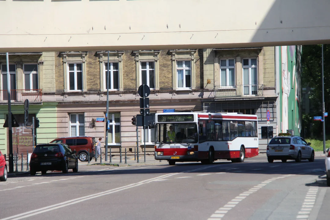 30. lecie Mercedesów O405N - pierwszego autobusu niskopogłowego w Łodzi