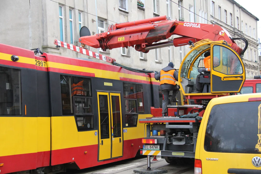 Wykolejenie tramwaju MPK Łódź na Bałutach