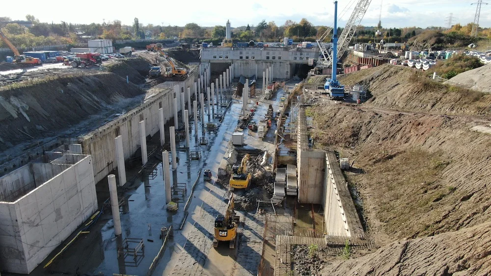 Budowa tunelu kolejowego pod Łodzią - stan na listopad 2023 r.