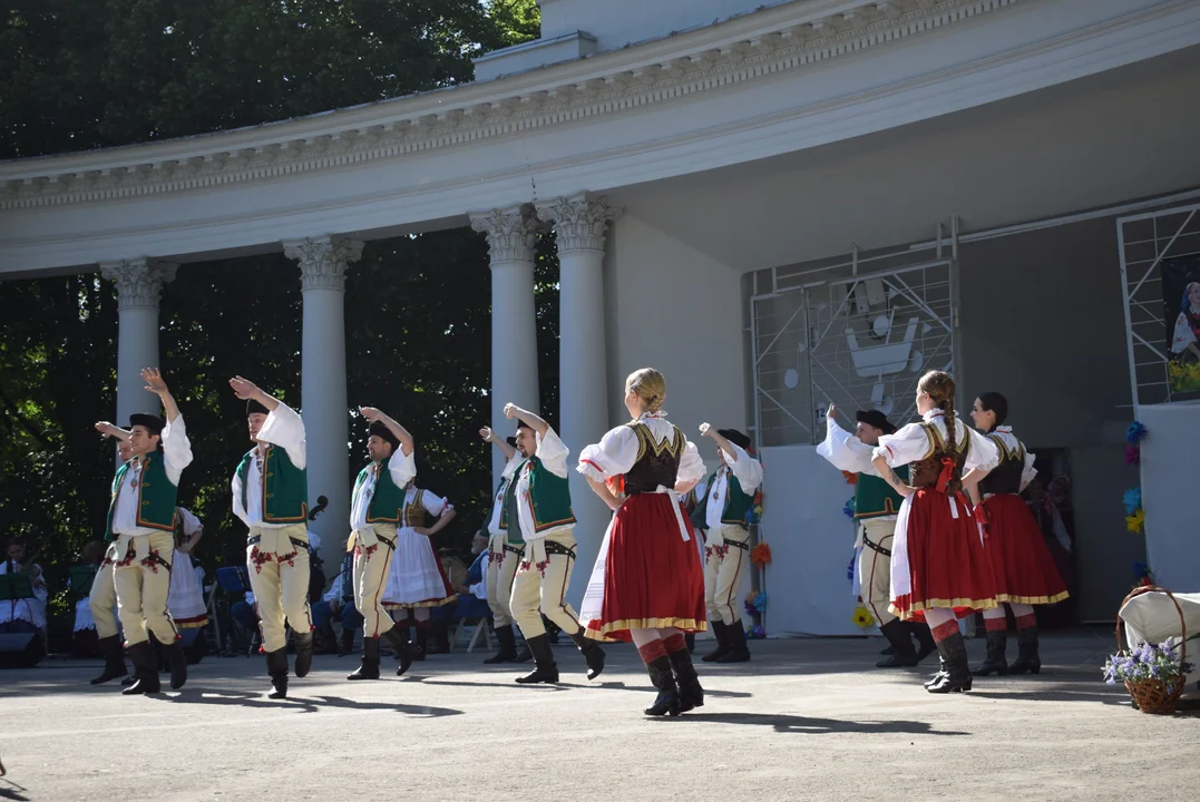 Spotkanie z folklorem w Parku Julianowskim