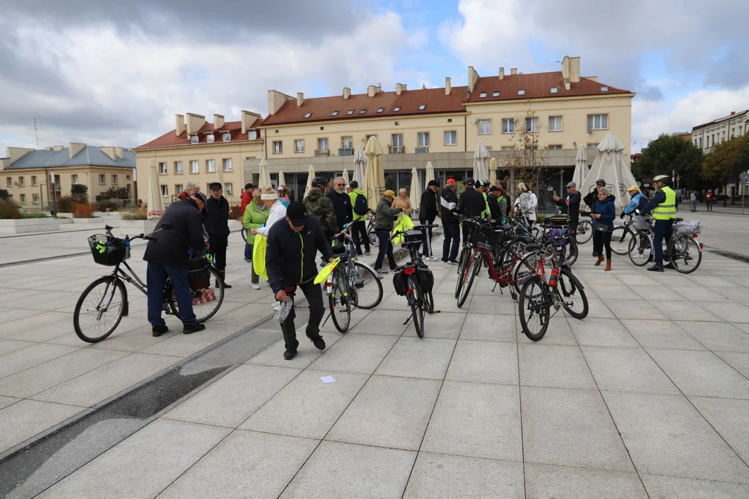 Rajd rowerowy w ramach Dni Seniora. Do Kutna przyjechali medaliści olimpijscy w kolarstwie