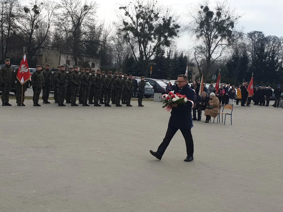 Obchody Zbrodni Zgierskiej na placu Stu straconych [zdjęcia]