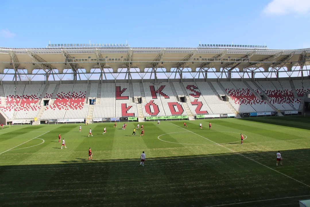 Ćwiczenia służb specjalnych na stadionie ŁKS-u