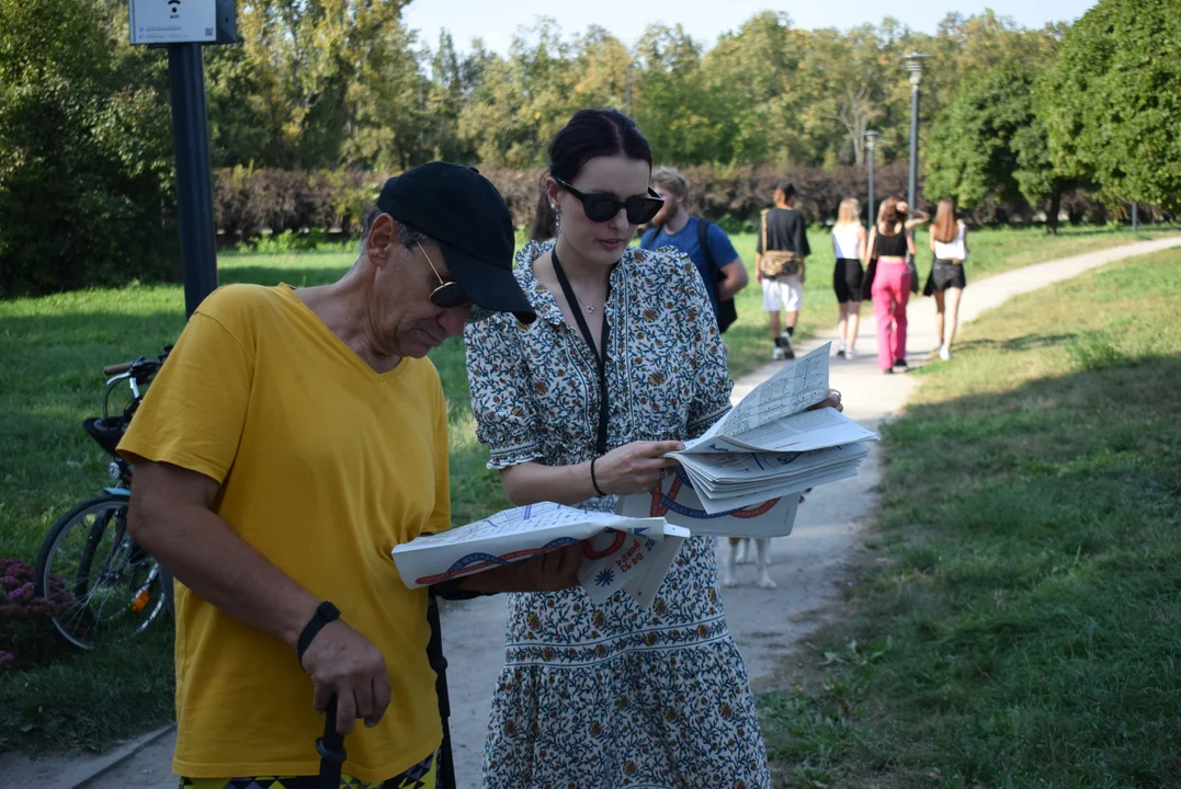 Piknik międzypokoleniowy w Parku Ocalałych w Łodzi