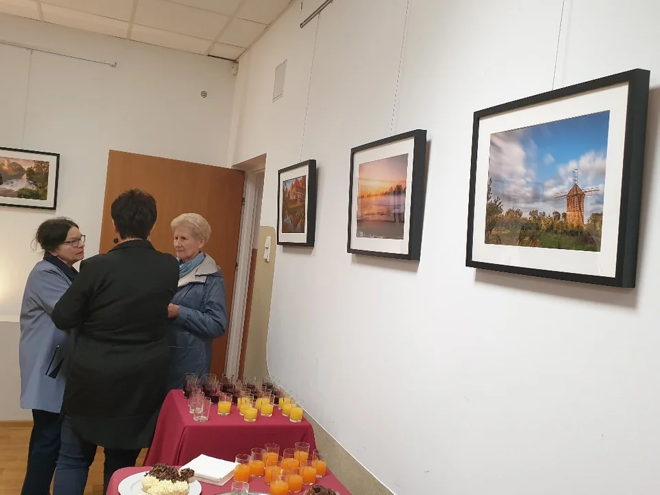 Wernisaż wystawy fotografii Damiana Redlickiego. Zdjęcia zapierają dech w piersiach [galeria]