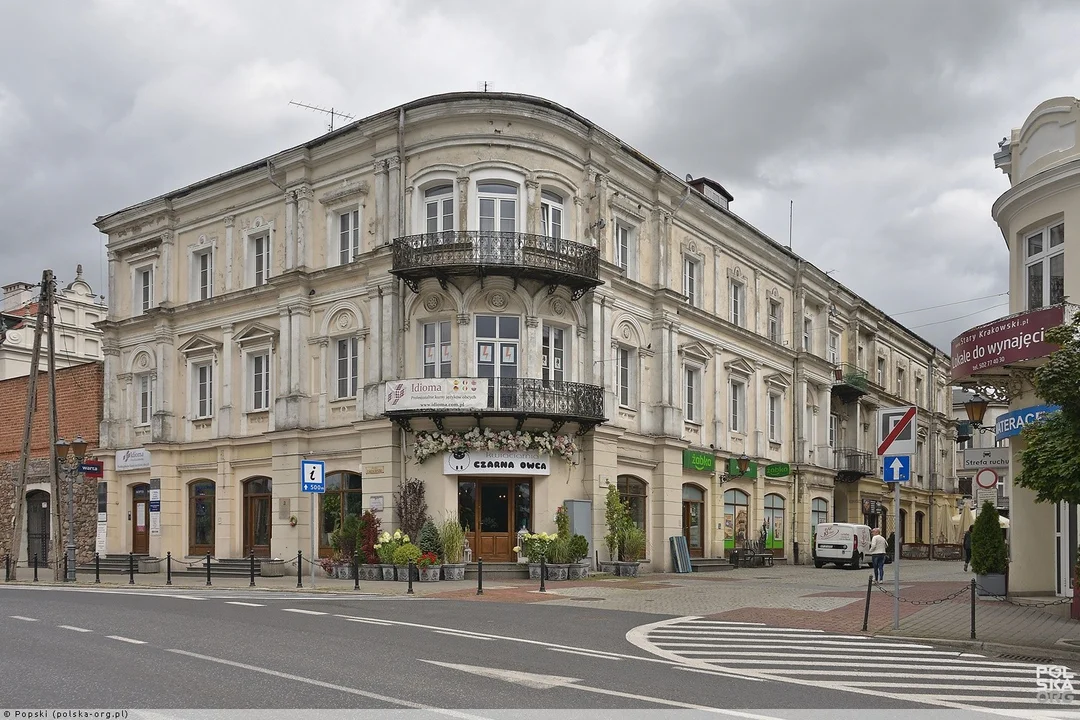 To tu był bank Kramera w filmie Vabank. To kamienica Złoty Róg w Piotrkowie [ZDJĘCIA] - Zdjęcie główne