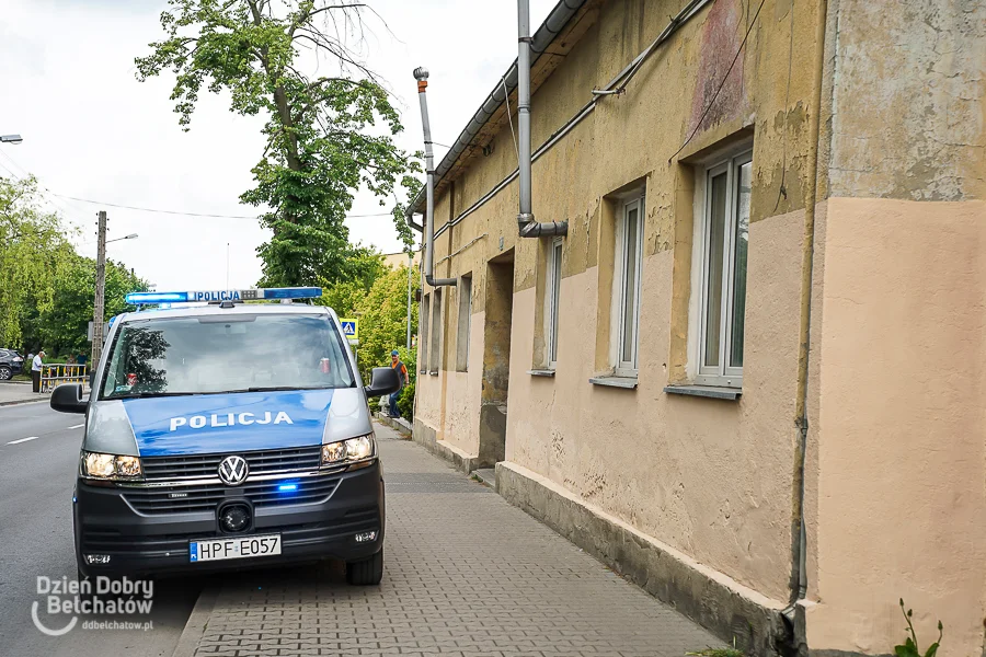 Brutalne morderstwo w centrum Bełchatowa. Sąsiad zabił dwie osoby [FOTO] - Zdjęcie główne