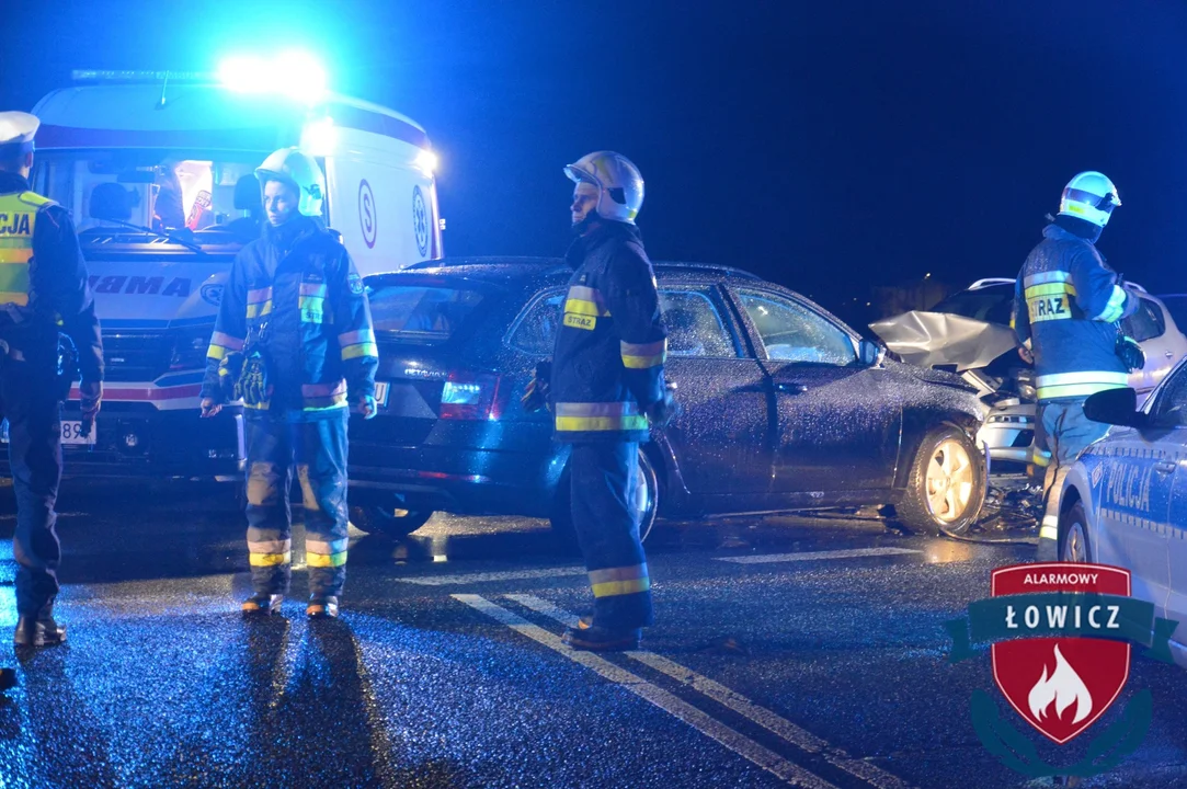 Groźny wypadek na DK 92 między Kutnem a Łowiczem