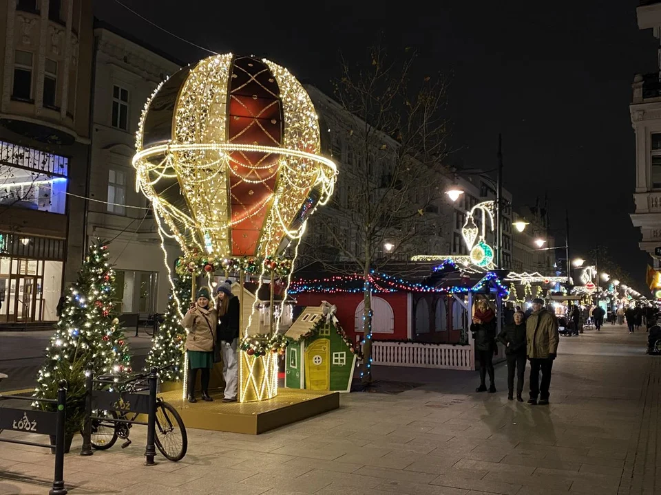 Świąteczna iluminacja na Piotrkowskiej