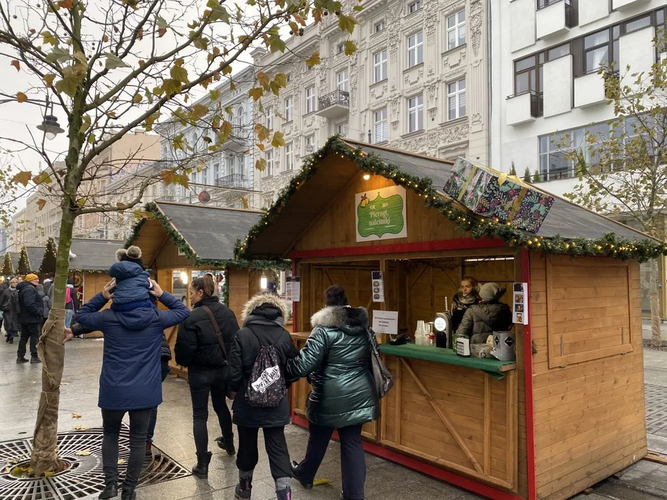 Jarmark Bożonarodzeniowy na Piotrkowskiej w Łodzi