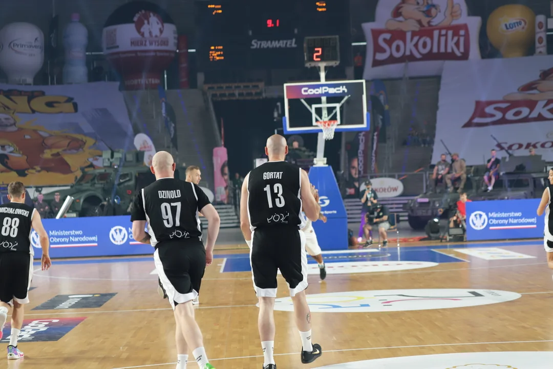 Mecz charytatywny: Gortat Team vs. Żołnierze NATO