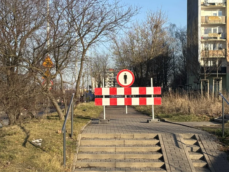 Stara kładka nad aleją Wyszyńskiego na łódzkiej Retkini wyburzona