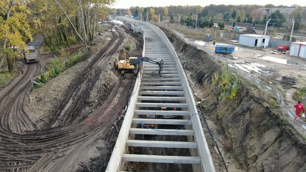 Budowa tunelu kolejowego pod Łodzią - stan na listopad 2023 r.