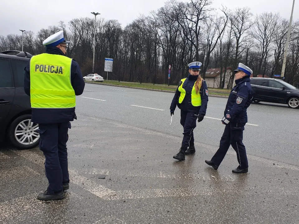 Akcja łódzkiej Drogówki i motocyklistów "Zmieścimy się wszyscy". Złapali Was przy al. Jana Pawła II?