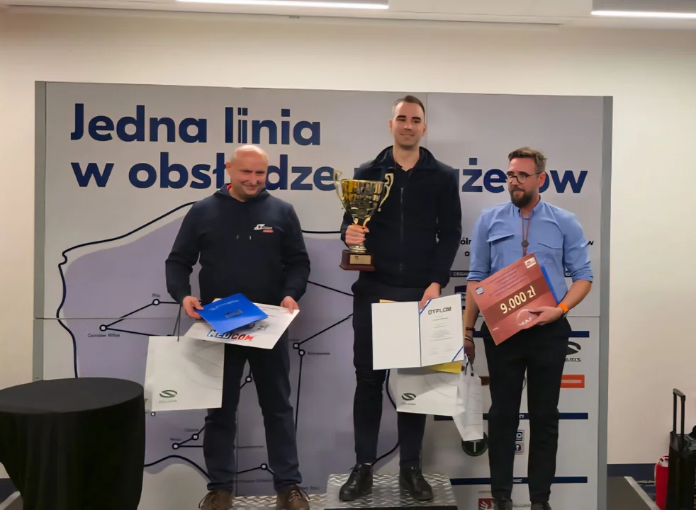Kacper Urbaniak z Łodzi został najlepszym kierowcą autobusu w Polsce