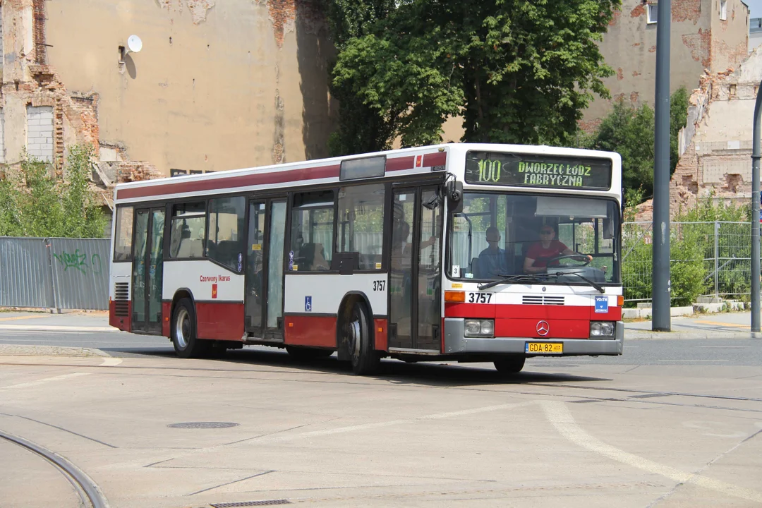 Podróż w czasie prawdziwymi klasykami. Łódzkie Linie Turystyczne zapraszają na przejażdżkę [ZDJĘCIA]