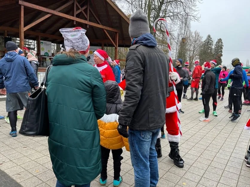 Bieg Mikołajkowy w Zgierzu.