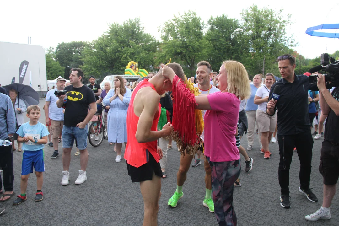 Piknik rodzinny fundacji „Daj piątaka na dzieciaka” na Bałutach