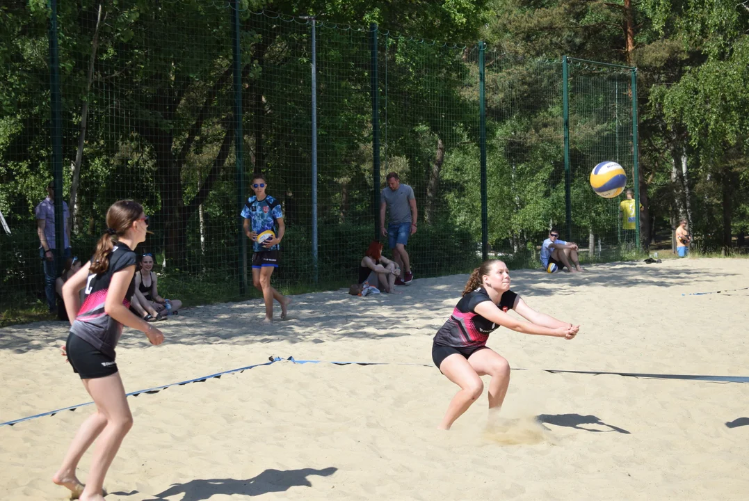 Mistrzostwa powiatu w siatkówce plażowej dziewcząt i chłopców