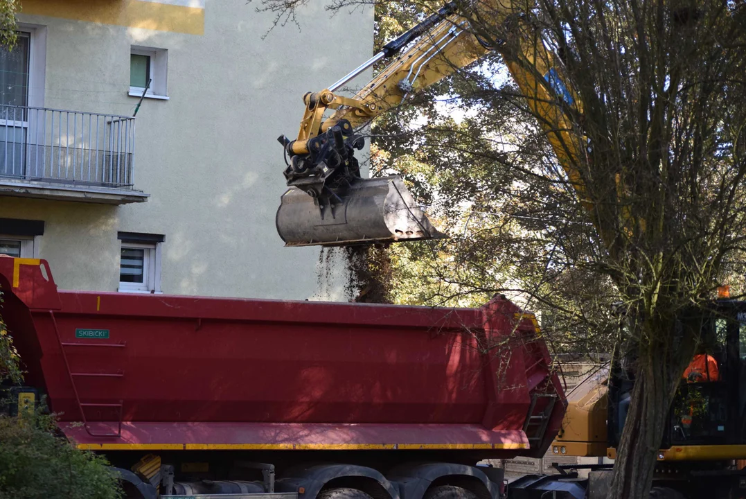 Rozpoczęto remont drogi osiedlowej w Zgierzu