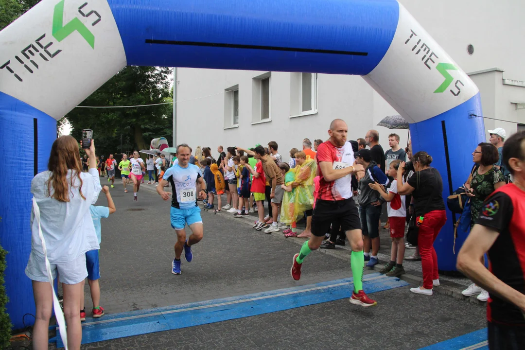 Piknik rodzinny fundacji „Daj piątaka na dzieciaka” na Bałutach