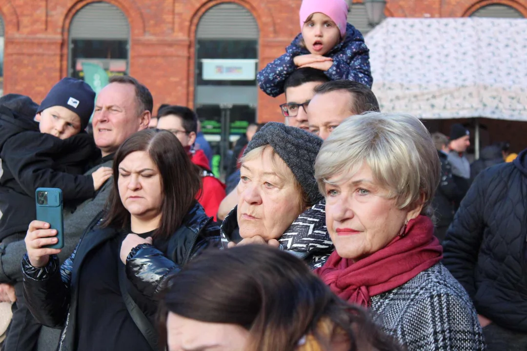 Święto Niepodległości przed Manufakturą