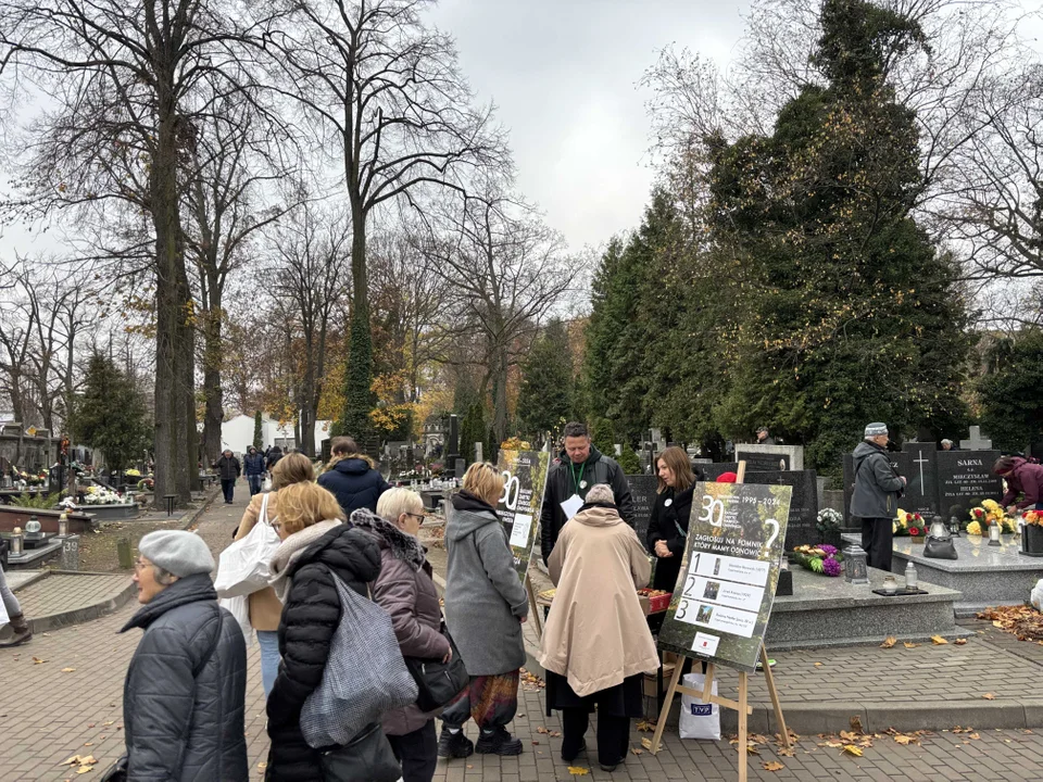 Stary Cmentarz w Łodzi podczas Wszystkich Świętych 2024