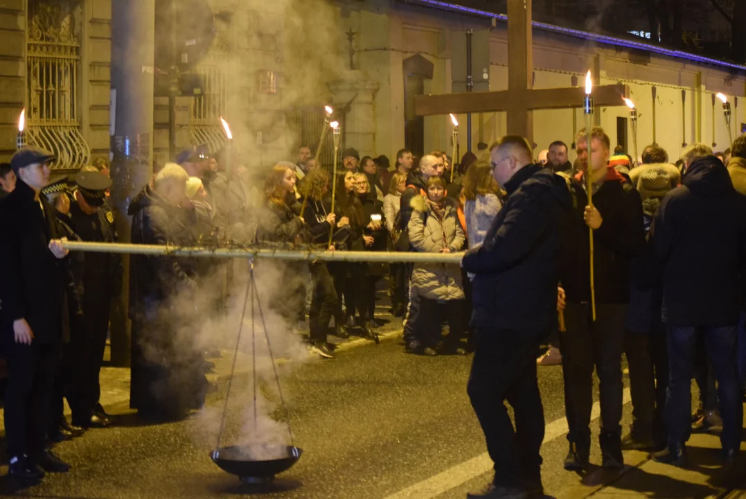 Ekumeniczna droga krzyżowa przeszła ulicami Łodzi