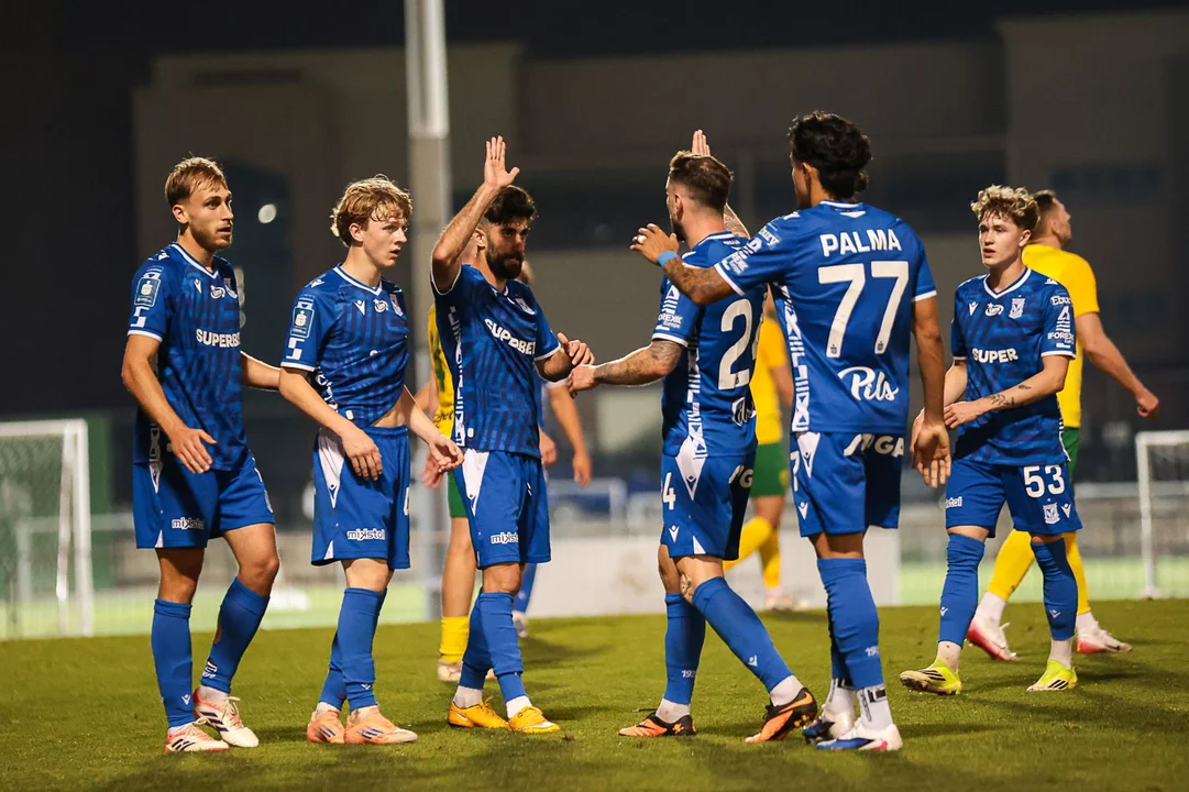 Gole skrzydłowych zapewniły Lechowi Poznań zwycięstwo w sparingu z MSK Zilina! W kadrze meczowej zabrakło ośmiu zawodników Kolejorza - Zdjęcie główne