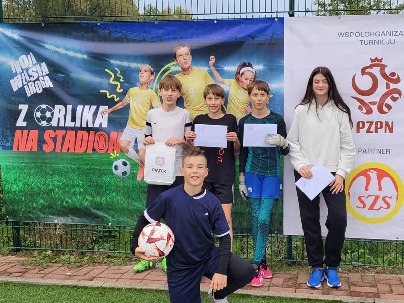 Za nami pojedynek „Z Orlika na Stadion”. Poznajcie młodych piłkarzy [ZDJĘCIA] - Zdjęcie główne