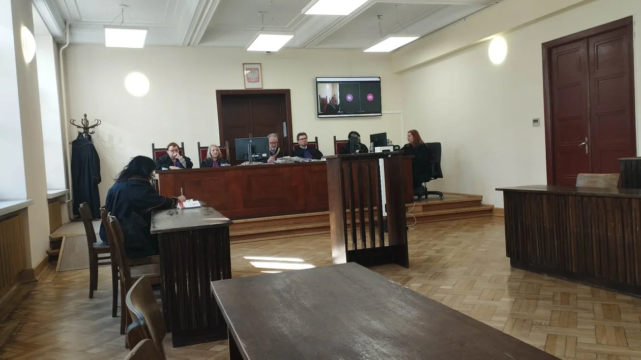 Proces w sprawie zabójstwa widelcem do grilla 10.04.2026