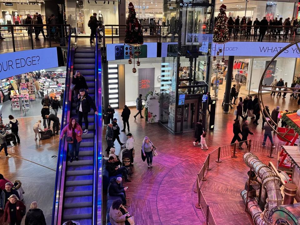 Tłumy w Manufakturze