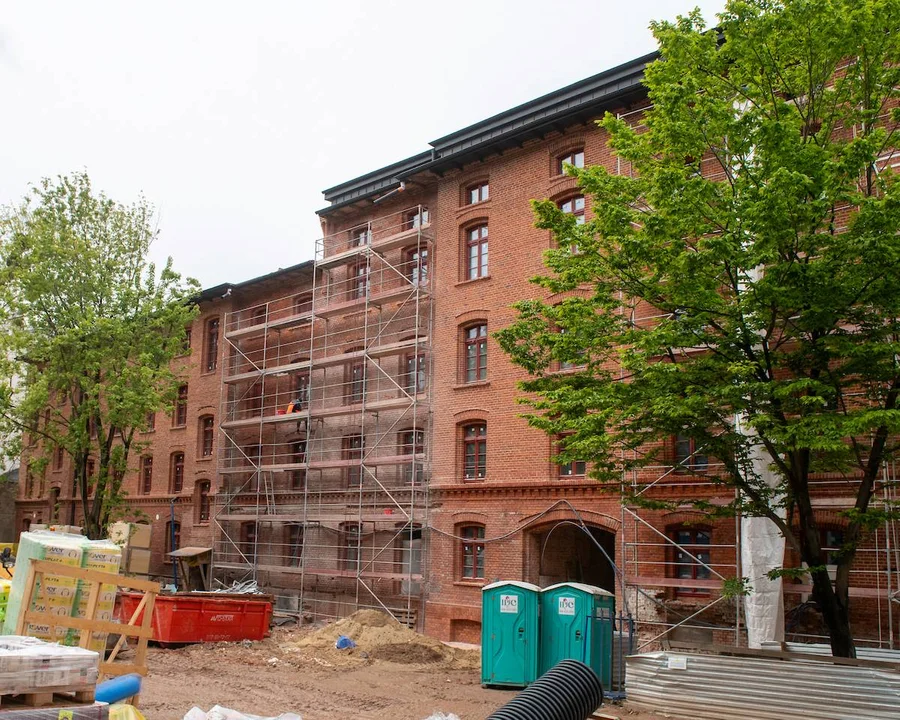 Famuła Poznańskiego przy Ogrodowej - maj 25
