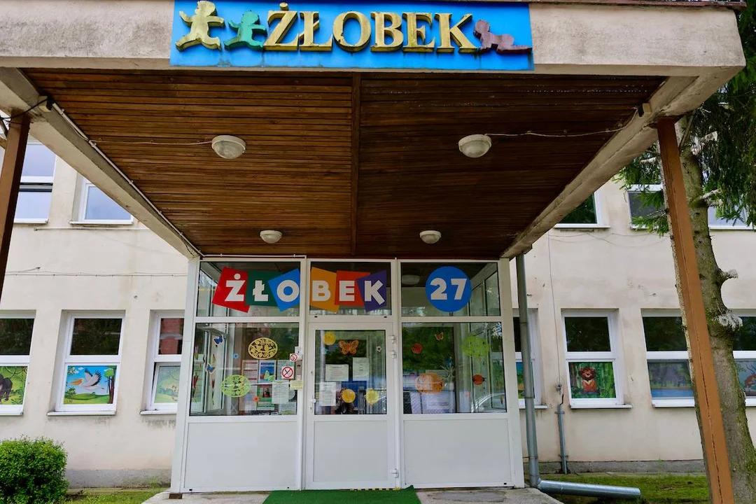 Podopieczni na wakacjach, a w żłobkach praca wre - Zdjęcie główne