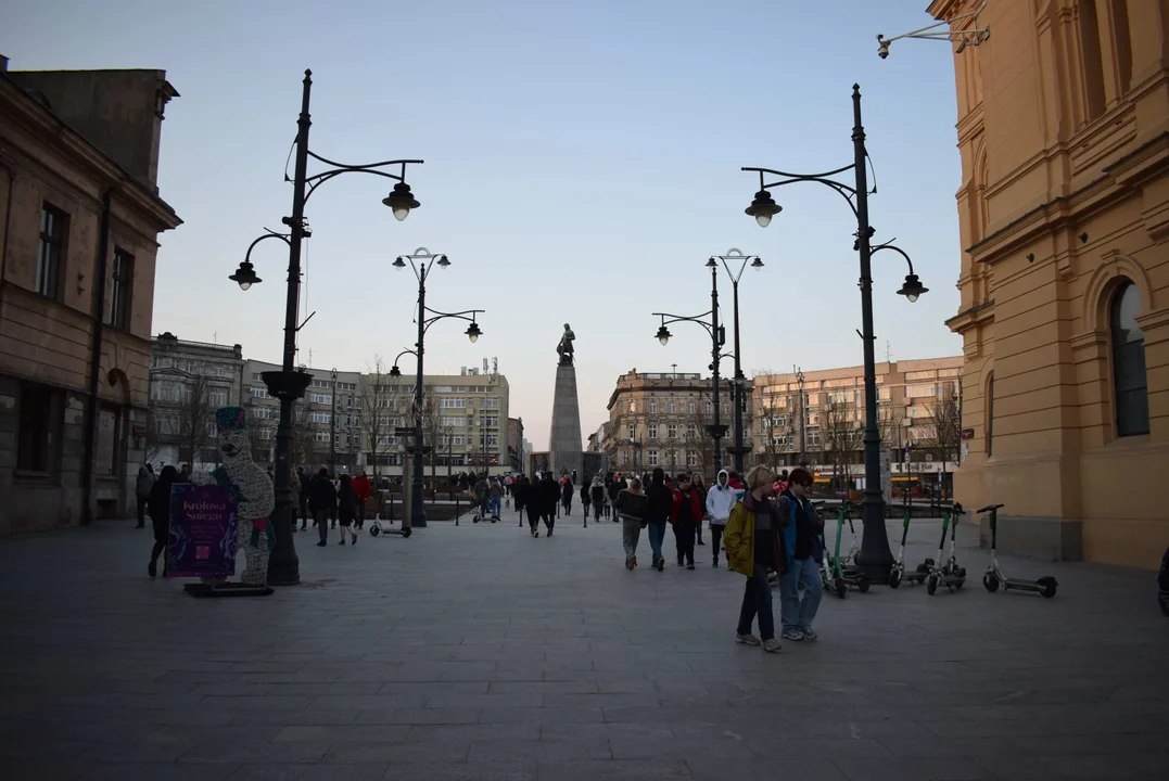 Plac Wolności w Łodzi po otwarciu