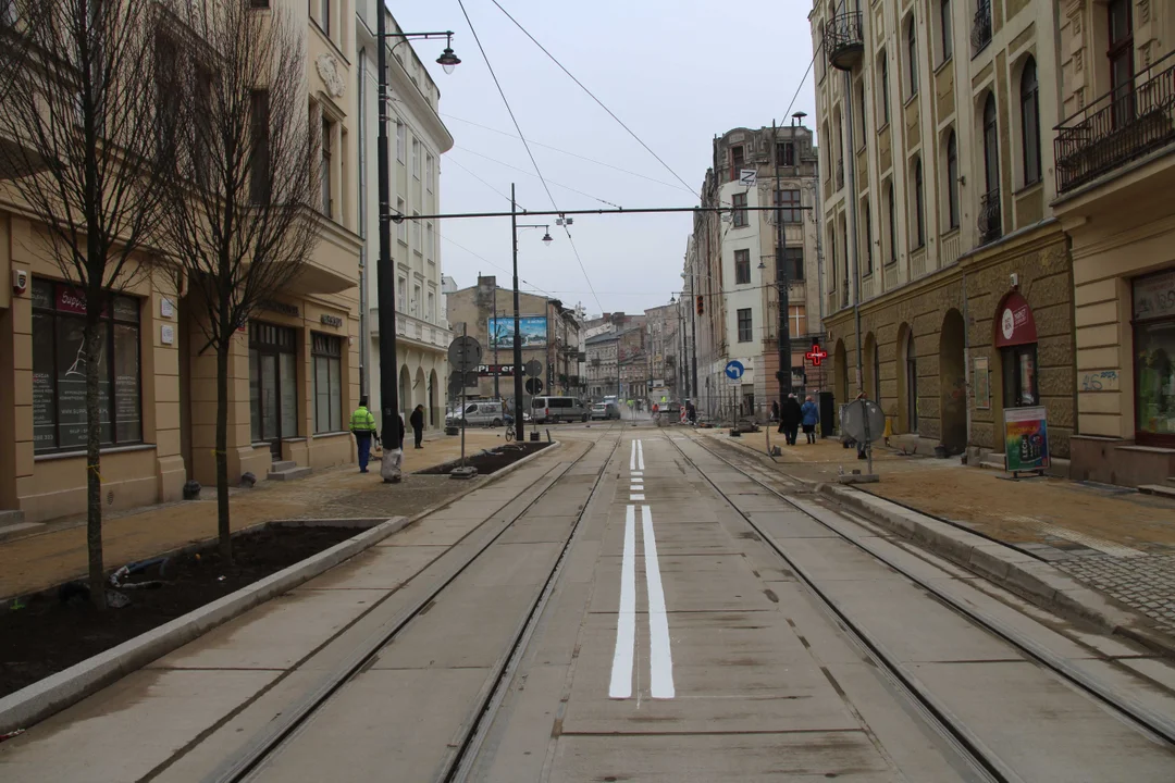 Tramwaje i autobusy MPK Łódź powróciły na Legionów