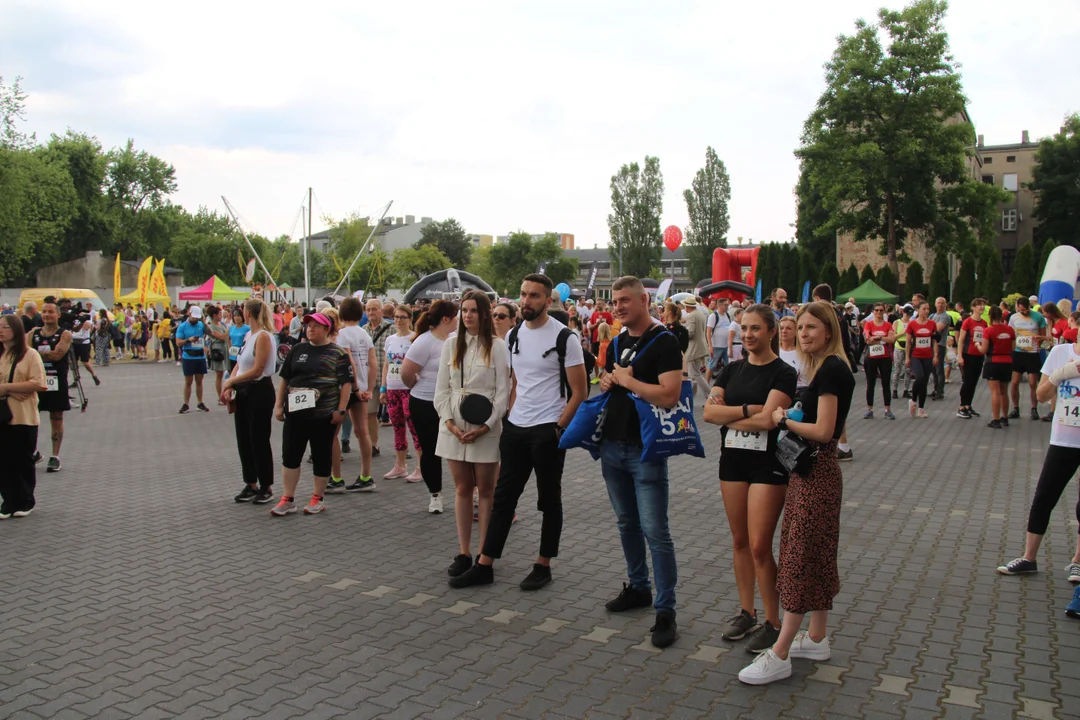 Piknik rodzinny fundacji „Daj piątaka na dzieciaka” na Bałutach