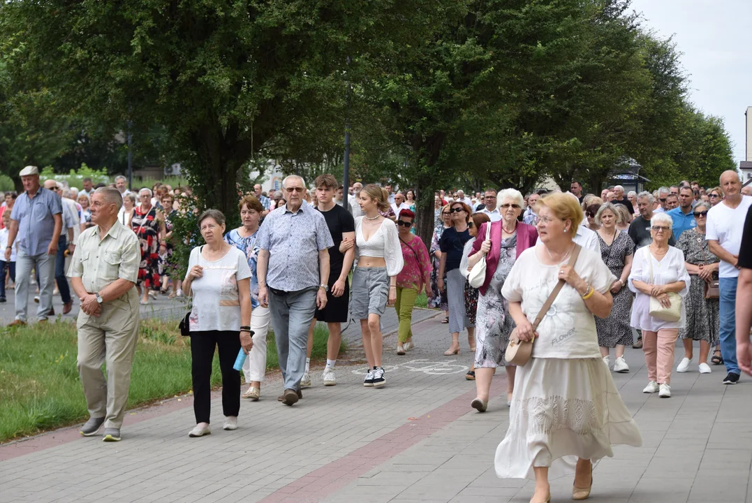 procesja Bożego Ciała w parafii Matki Bożej Dobrej Rady w Zgierzu