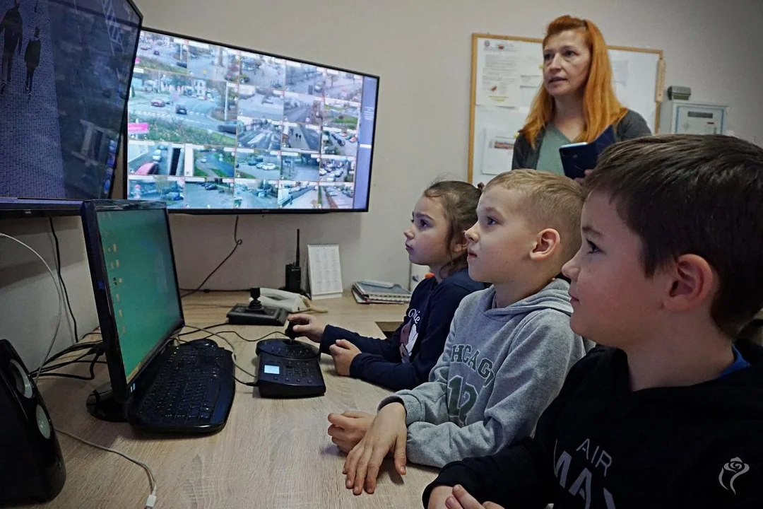 Dzieci z Punktu Przedszkolnego nr 3 odwiedziły Urząd Miasta w Kutnie