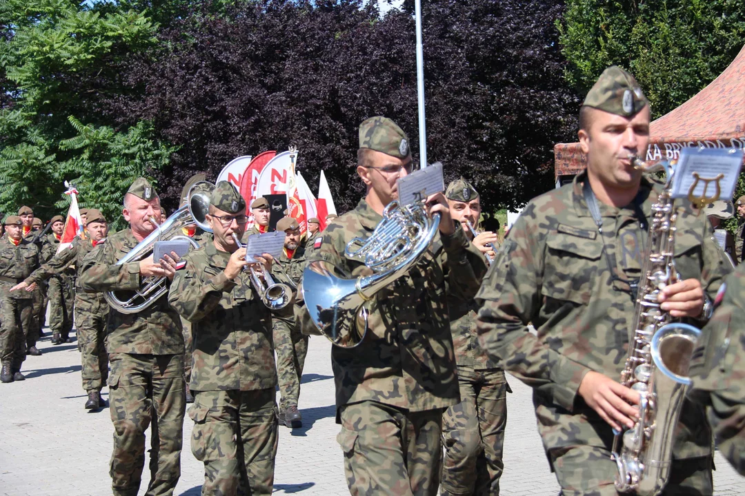 Przysięga wojskowa żołnierzy dołączających do 9 Łódzkiej Brygady Obrony Terytorialnej