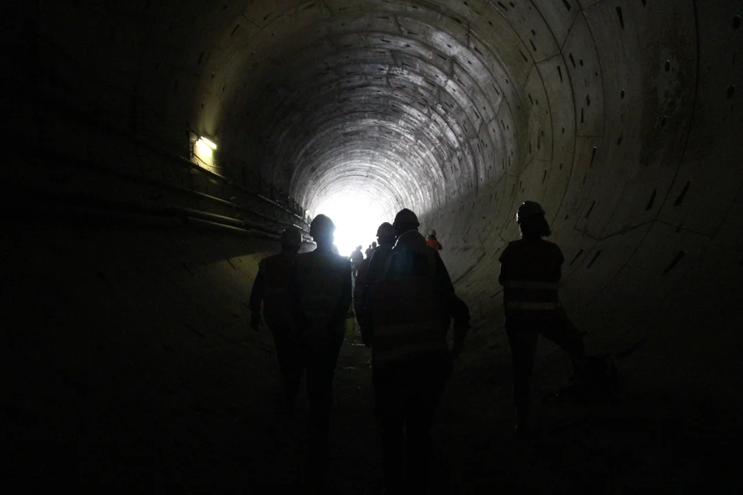 Trwa budowa tunelu kolejowego pod Łodzią - odcinek do przystanku Łódź Koziny