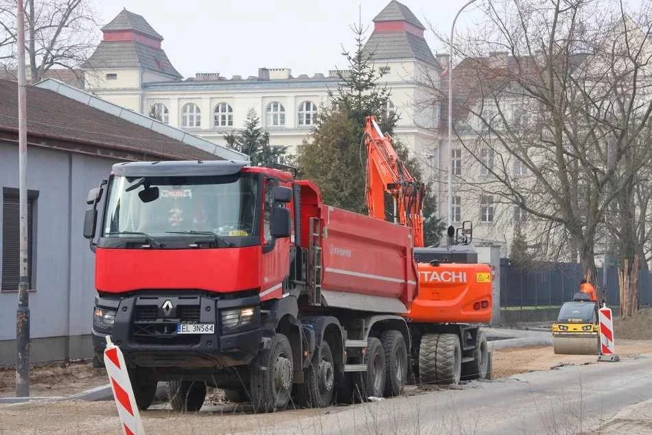 Kolejny etap przebudowy ważnej ulicy w centrum. MPK wprowadza zmiany